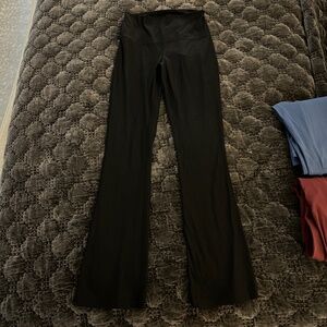 Lululemon Mini-Flare Pant size 6